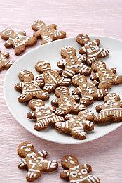 黑曜石想活100年 专注于小而精的公司规模